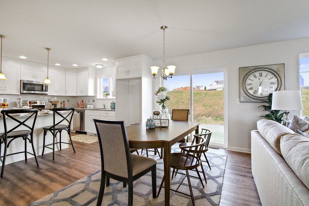 1133_Sage_Drive_Dining_Kitchen